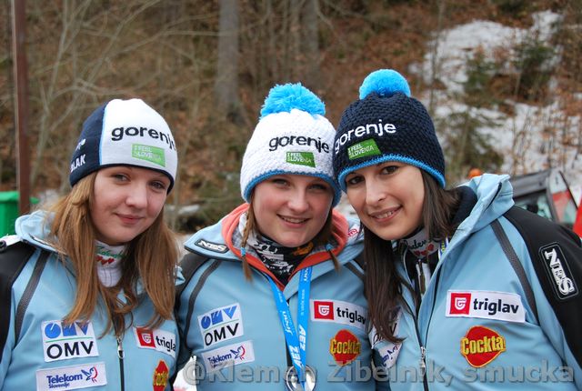 126 Ema Klinec, Manja Pograjc, Anja Tepes